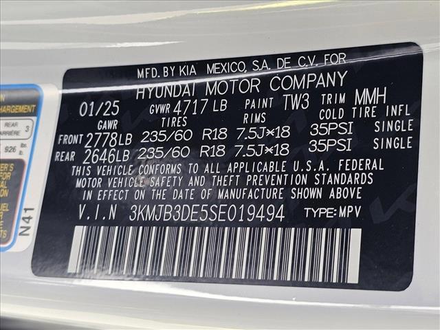 new 2025 Hyundai Tucson car, priced at $33,195