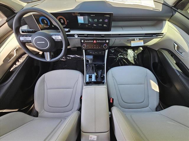 new 2025 Hyundai Tucson car, priced at $33,195