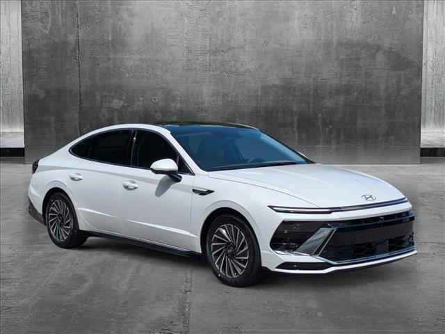 new 2025 Hyundai Sonata Hybrid car, priced at $40,025