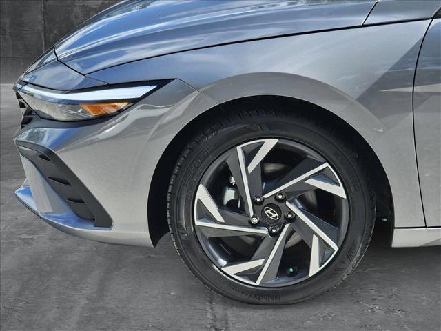 new 2025 Hyundai Elantra car, priced at $25,035
