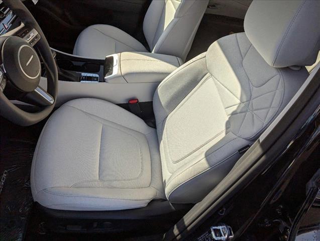new 2025 Hyundai Tucson car, priced at $32,504