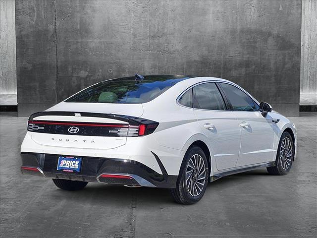 new 2025 Hyundai Sonata Hybrid car, priced at $40,025