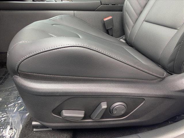 new 2025 Hyundai Elantra car, priced at $30,834