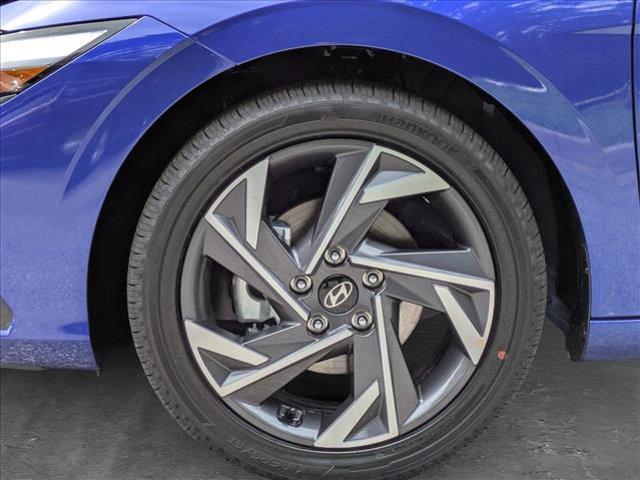 new 2025 Hyundai Elantra car, priced at $30,834