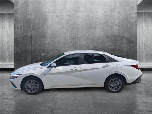 new 2025 Hyundai ELANTRA HEV car, priced at $27,835