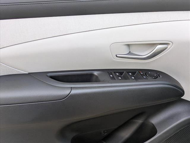 new 2025 Hyundai TUCSON Hybrid car, priced at $39,015