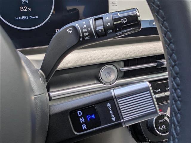new 2025 Hyundai TUCSON Hybrid car, priced at $38,515