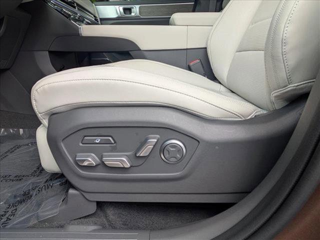new 2025 Hyundai SANTA FE HEV car, priced at $49,684