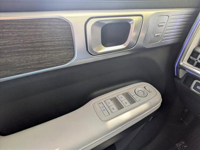 new 2025 Hyundai SANTA FE HEV car, priced at $49,684
