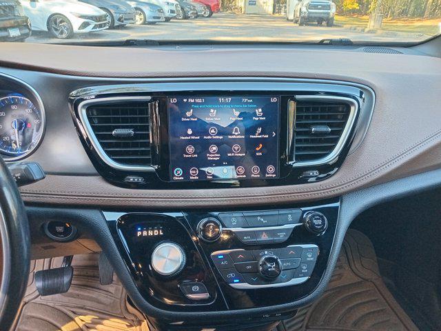 used 2020 Chrysler Pacifica car, priced at $19,900