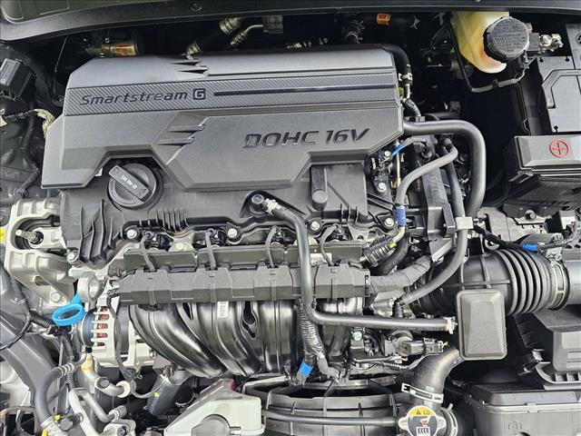 new 2025 Hyundai Elantra car, priced at $26,865