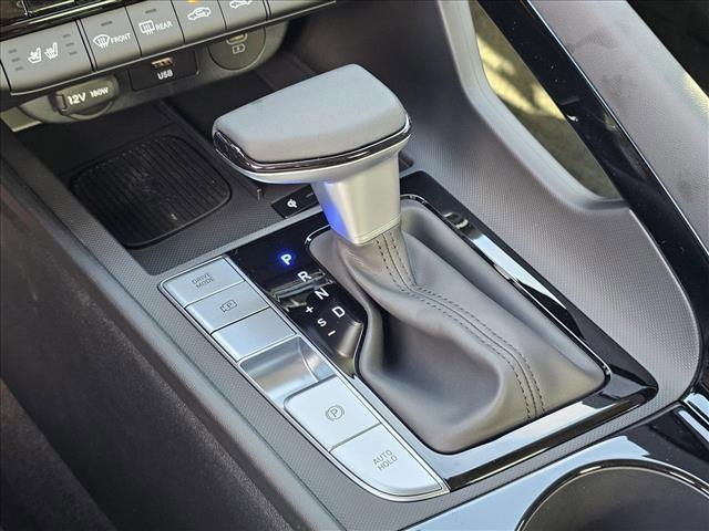 new 2025 Hyundai Elantra car, priced at $32,050