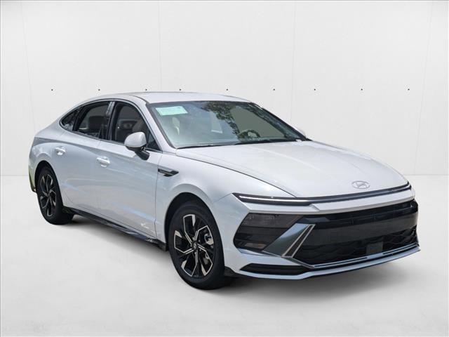 new 2024 Hyundai Sonata car, priced at $29,675