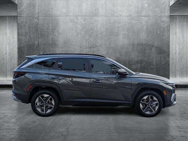 new 2025 Hyundai TUCSON Hybrid car, priced at $38,315