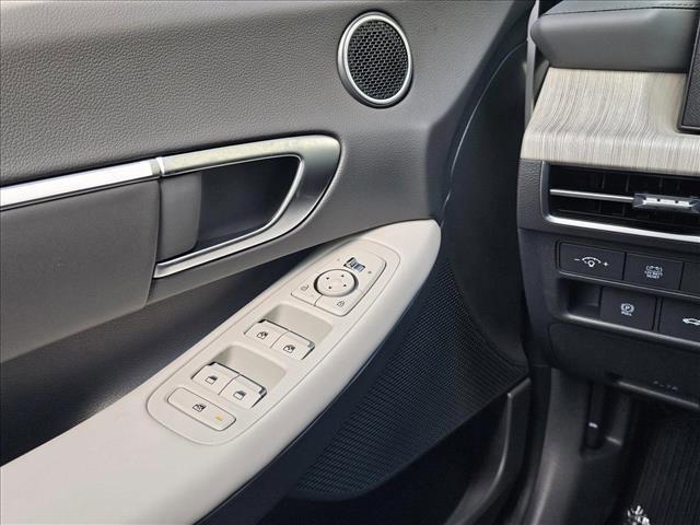new 2025 Hyundai Sonata Hybrid car, priced at $33,540