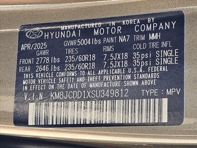 new 2025 Hyundai TUCSON Hybrid car, priced at $39,005