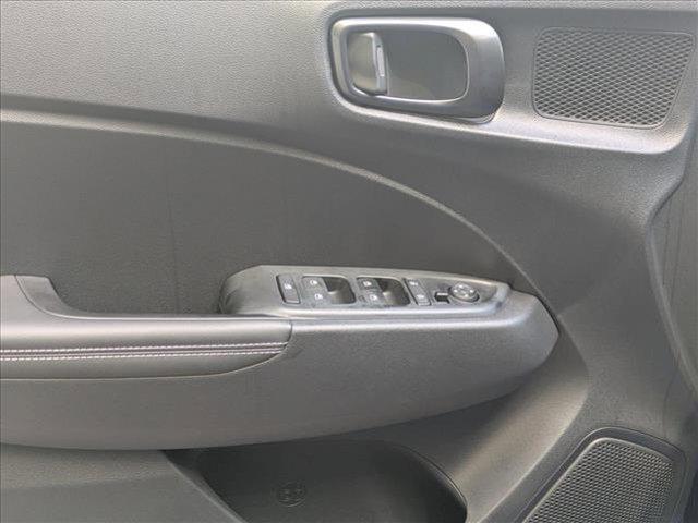 new 2025 Hyundai Venue car, priced at $25,210