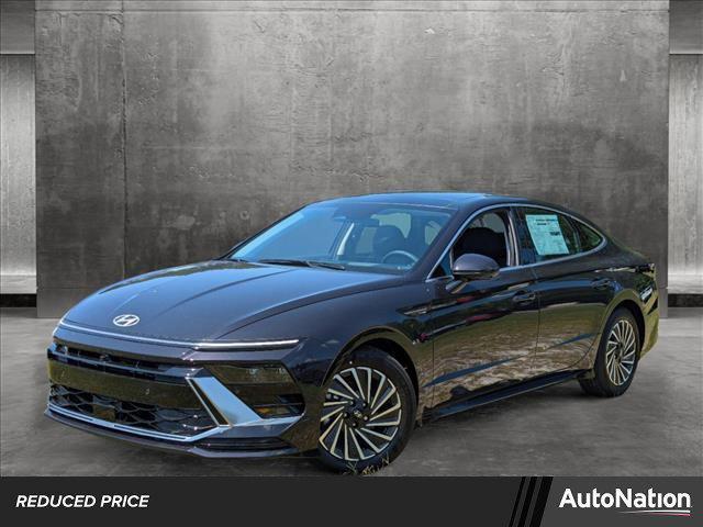 used 2024 Hyundai Sonata Hybrid car, priced at $33,998