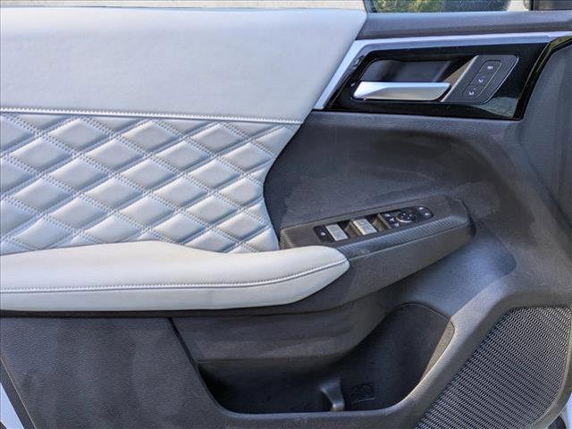 used 2024 Mitsubishi Outlander car, priced at $25,434