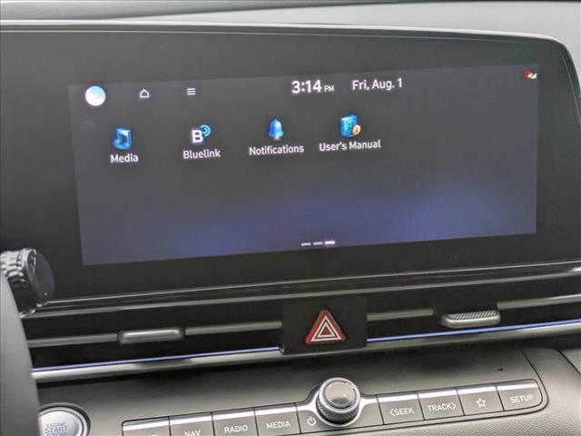 new 2025 Hyundai Elantra car, priced at $27,335