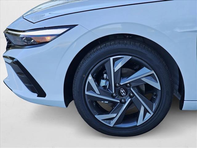 new 2025 Hyundai Elantra car, priced at $27,435
