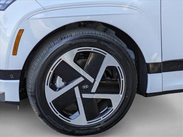 new 2026 Hyundai IONIQ 9 car, priced at $77,675