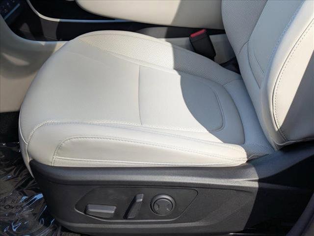 new 2025 Hyundai TUCSON Hybrid car, priced at $39,030