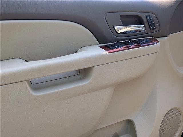 used 2014 Chevrolet Suburban car, priced at $14,088
