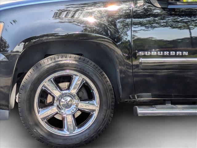 used 2014 Chevrolet Suburban car, priced at $14,088