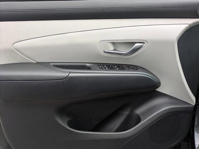 new 2025 Hyundai TUCSON Hybrid car, priced at $38,515