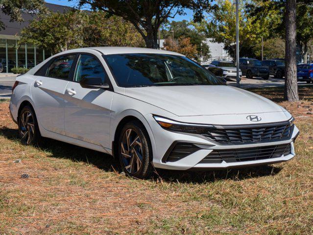 new 2025 Hyundai Elantra car, priced at $24,422