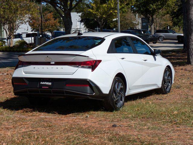 new 2025 Hyundai Elantra car, priced at $24,422