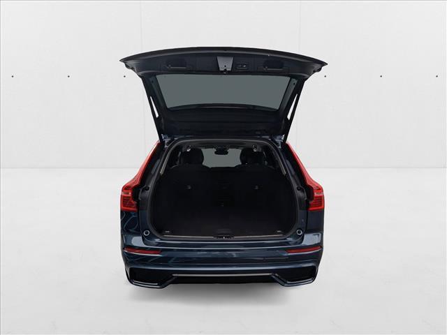 used 2024 Volvo XC60 car, priced at $31,400