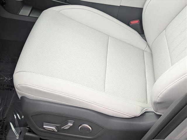 new 2025 Hyundai Santa Fe car, priced at $39,260