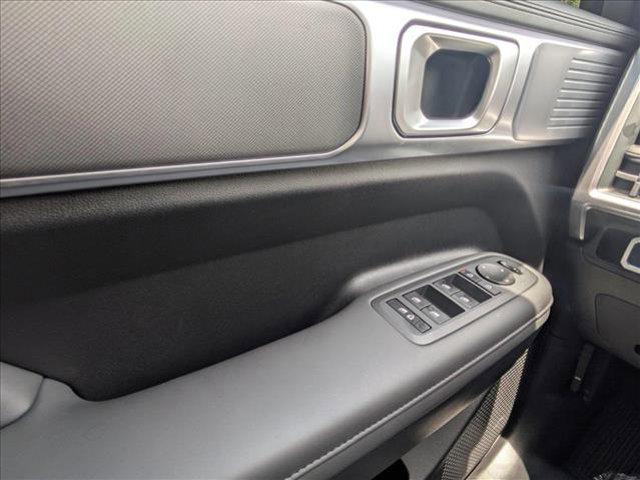new 2025 Hyundai Santa Fe car, priced at $43,619