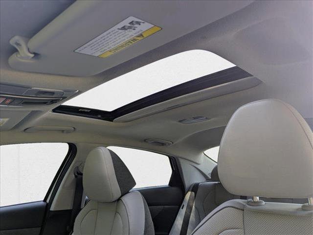 new 2025 Hyundai Elantra car, priced at $27,340