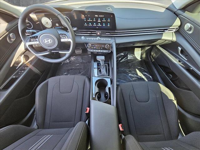 new 2025 Hyundai Elantra car, priced at $27,085