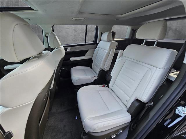 new 2025 Hyundai SANTA FE HEV car, priced at $50,245