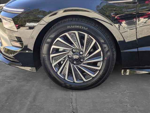 new 2024 Hyundai Sonata Hybrid car, priced at $38,880