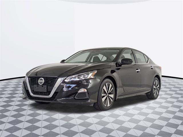 used 2022 Nissan Altima car, priced at $19,100