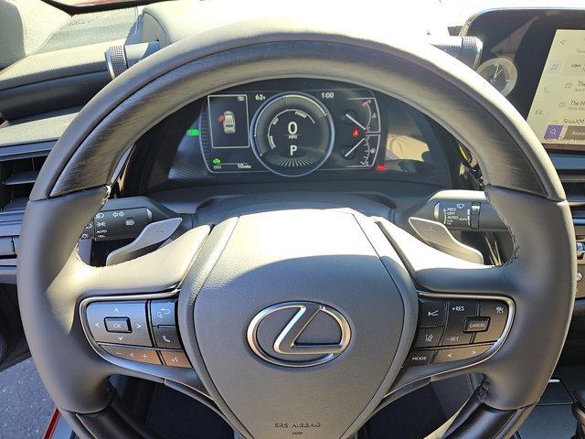 new 2025 Lexus ES 300h car, priced at $53,660