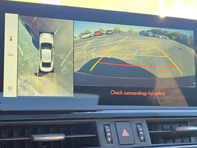 new 2025 Lexus ES 300h car, priced at $53,660