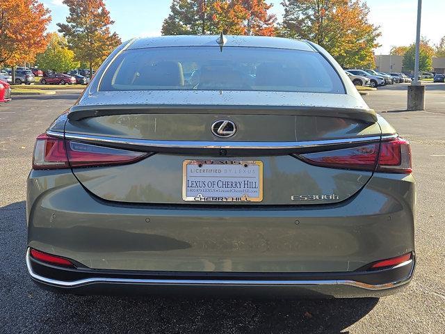 used 2024 Lexus ES 300h car, priced at $43,789