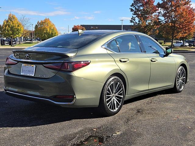 used 2024 Lexus ES 300h car, priced at $43,789