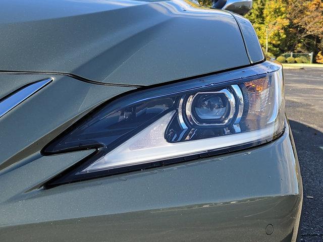 used 2024 Lexus ES 300h car, priced at $43,789