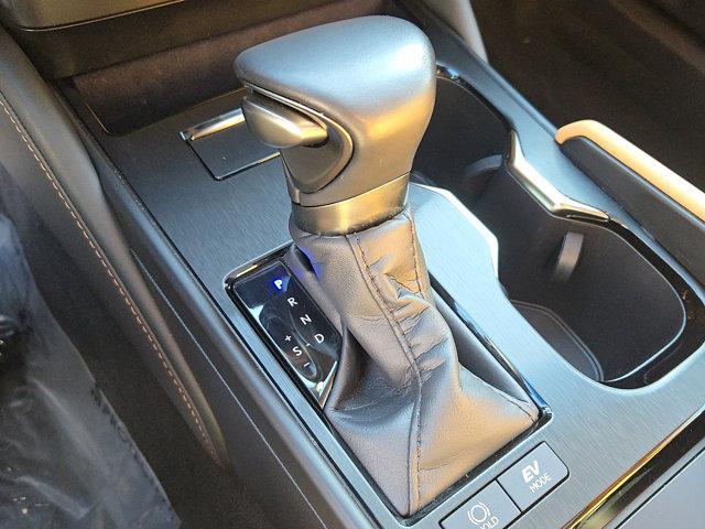 used 2024 Lexus ES 300h car, priced at $43,789