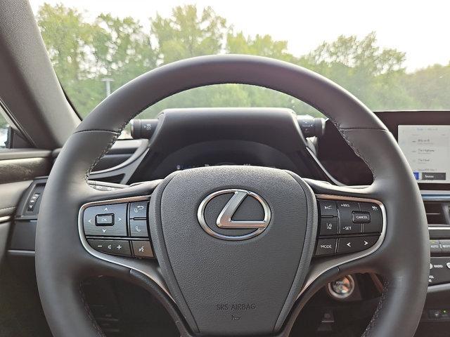 new 2025 Lexus ES 300h car, priced at $49,825