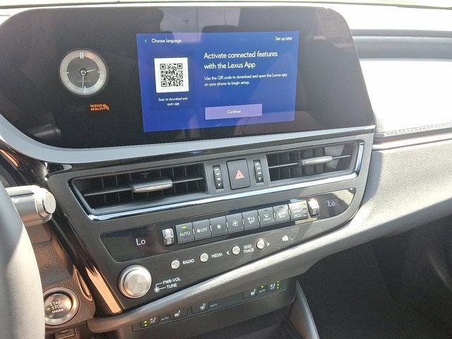 new 2025 Lexus ES 350 car, priced at $47,600
