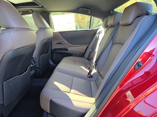 new 2025 Lexus ES 350 car, priced at $49,885