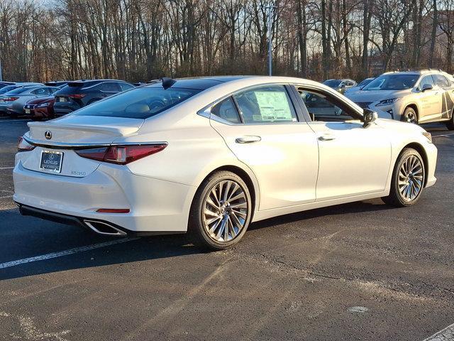 new 2025 Lexus ES 350 car, priced at $57,394